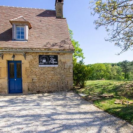 Chez Renou Et Prosperou Maison Typique Du Sarladait Saint-Genies Zewnętrze zdjęcie
