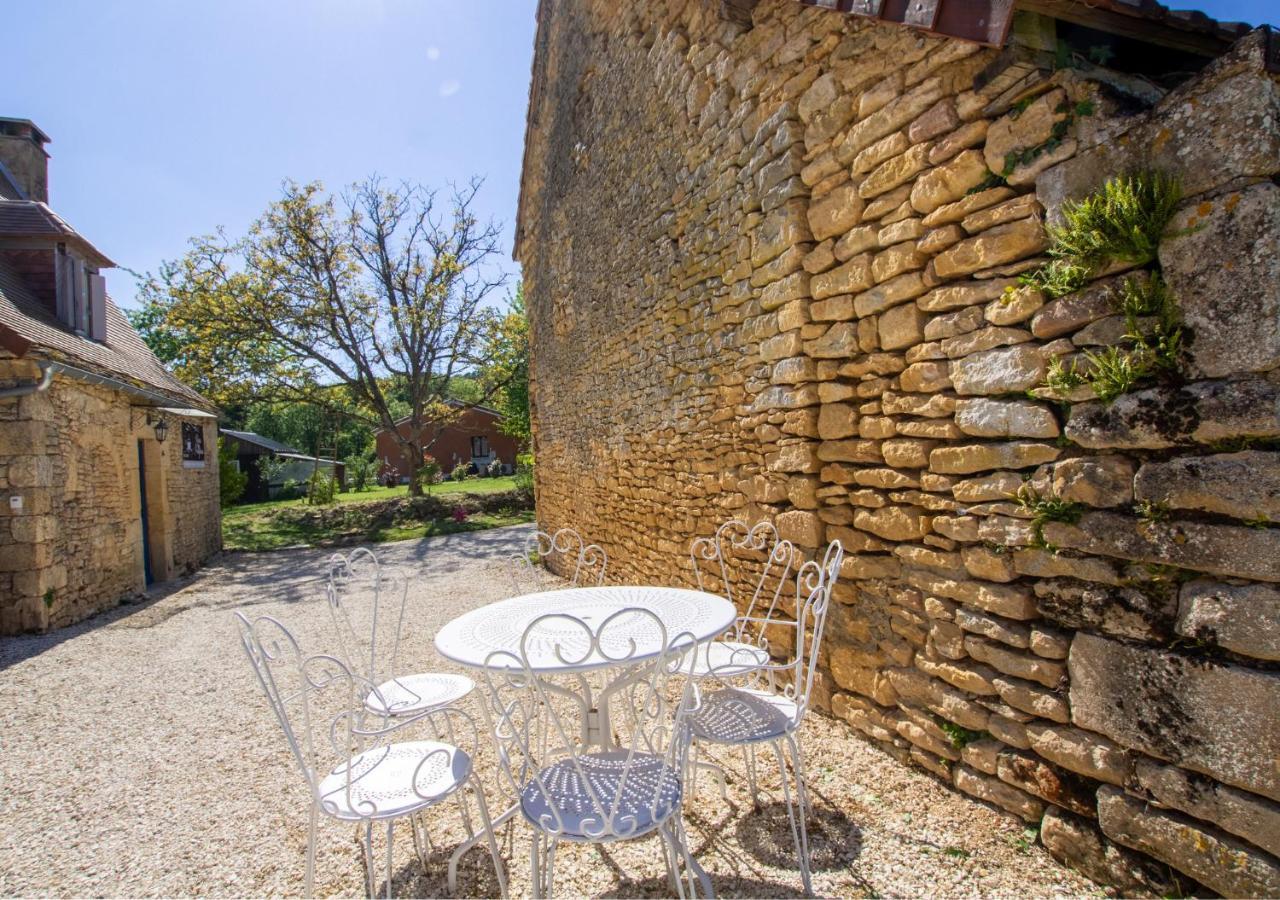 Chez Renou Et Prosperou Maison Typique Du Sarladait Saint-Genies Zewnętrze zdjęcie