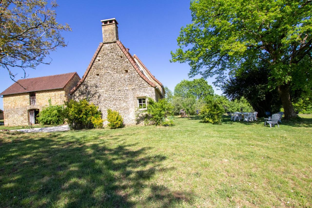 Chez Renou Et Prosperou Maison Typique Du Sarladait Saint-Genies Zewnętrze zdjęcie